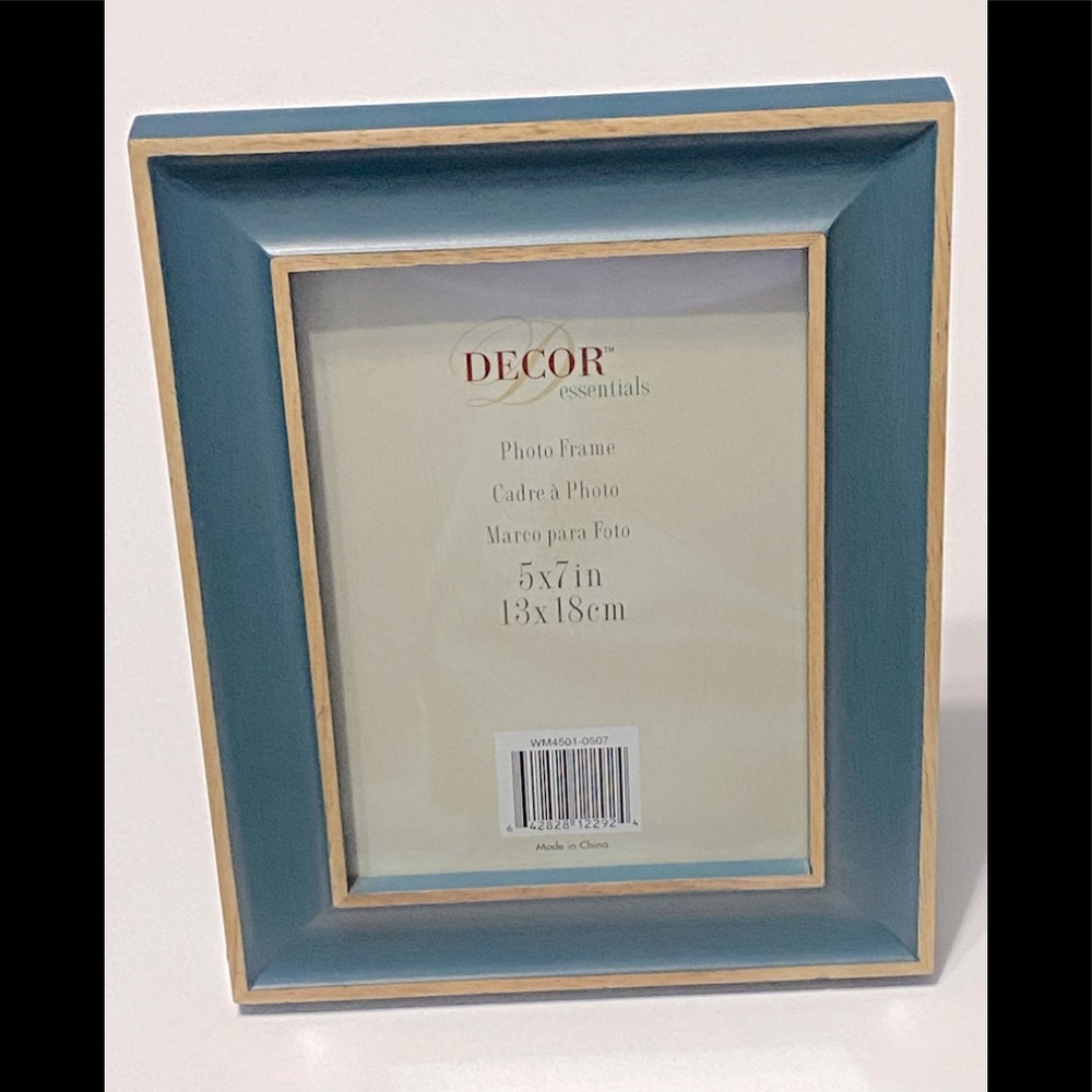 Decor Essentials 5 x 7 Hunter Green and Tan Photo Frame - Picture 2 of 6